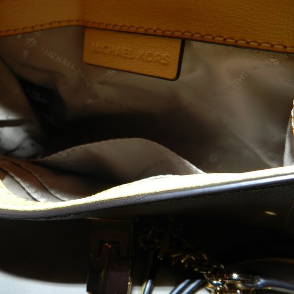 Michael Kors Kinsley Leather Bag In Dusty Daisy RARE! 🆕NWT⌚FAST😮‍💨⚡🚚 - Picture 8 of 16